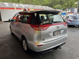 2006 Toyota Previa - Thumbnail