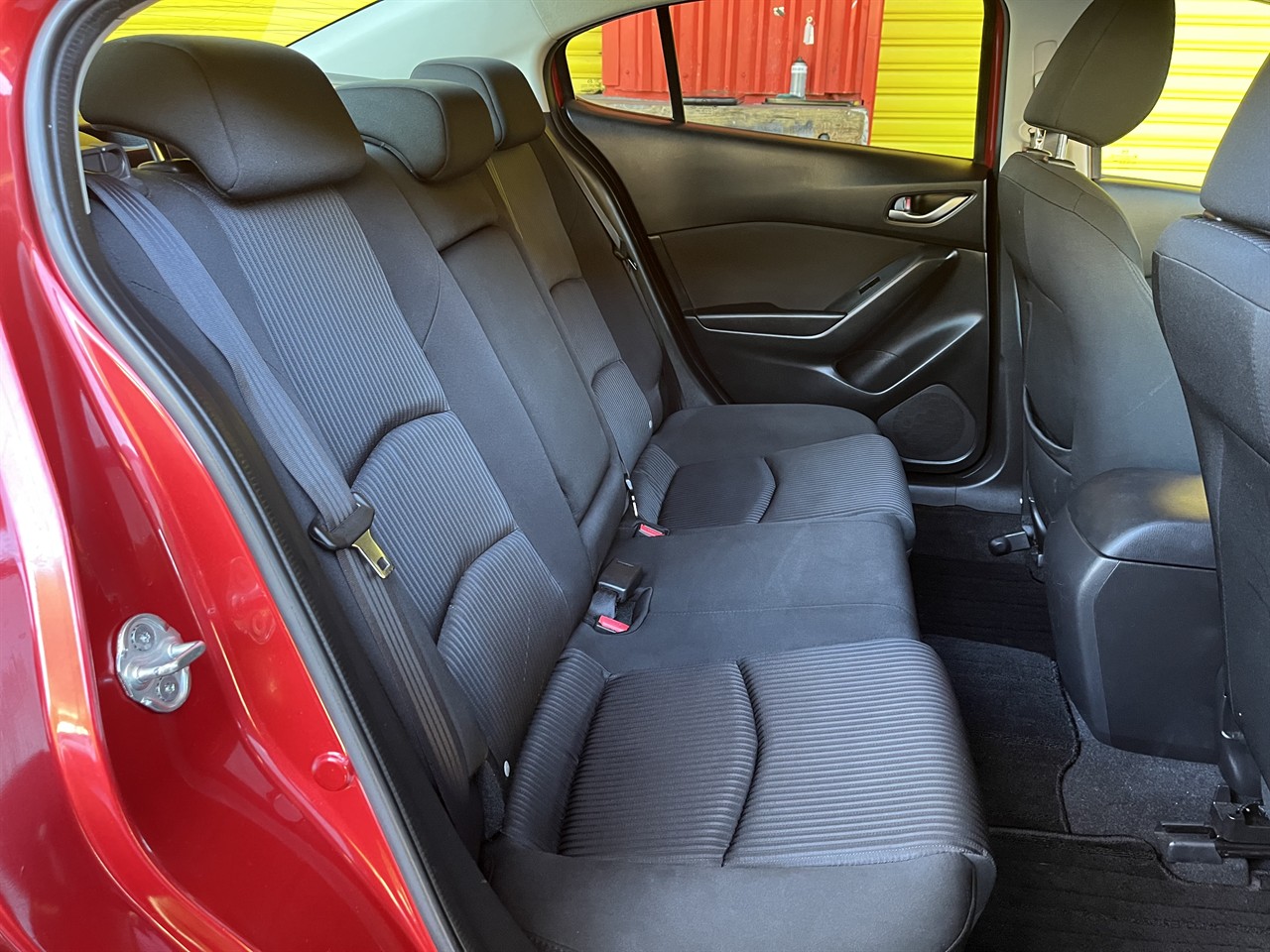 2015 Mazda Axela