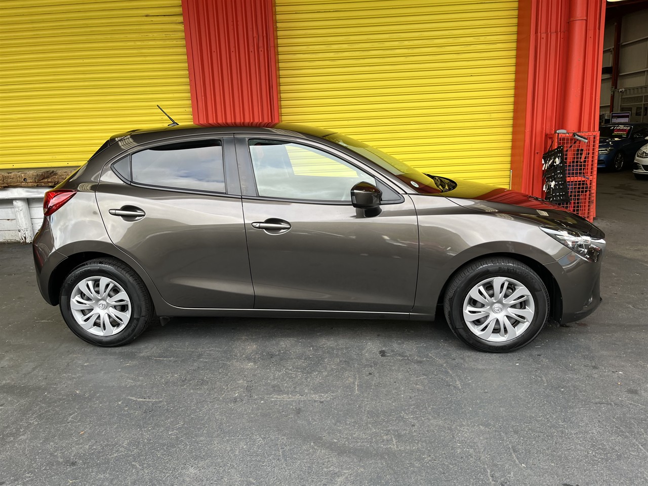 2015 Mazda Demio