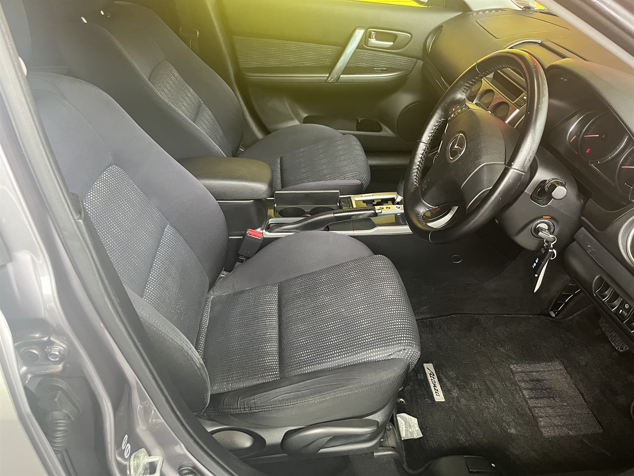 2007 Mazda Atenza