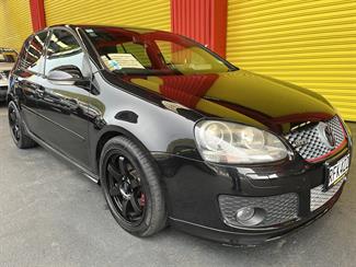 2009 Volkswagen Golf - Thumbnail