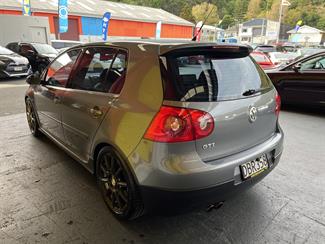 2006 Volkswagen Golf - Thumbnail