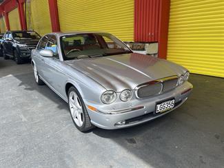 2007 Jaguar XJ8 - Thumbnail