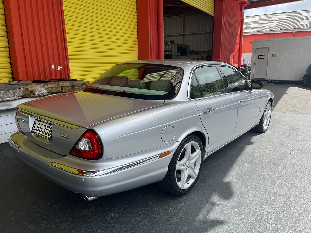 2007 Jaguar XJ8