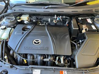 2005 Mazda Axela - Thumbnail