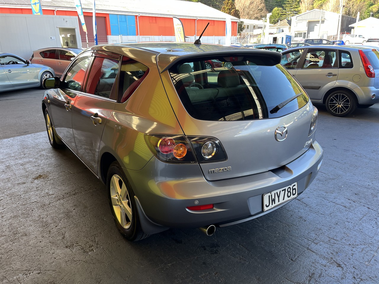 2005 Mazda Axela