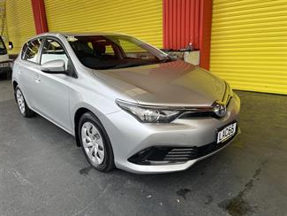 2017 Toyota Corolla - Thumbnail