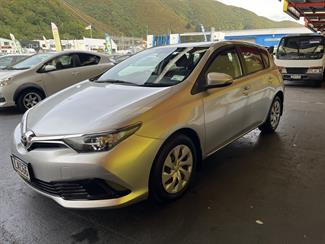 2017 Toyota Corolla - Thumbnail