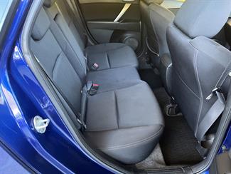 2009 Mazda Axela - Thumbnail