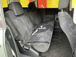 2007 Mitsubishi DELICA - Thumbnail