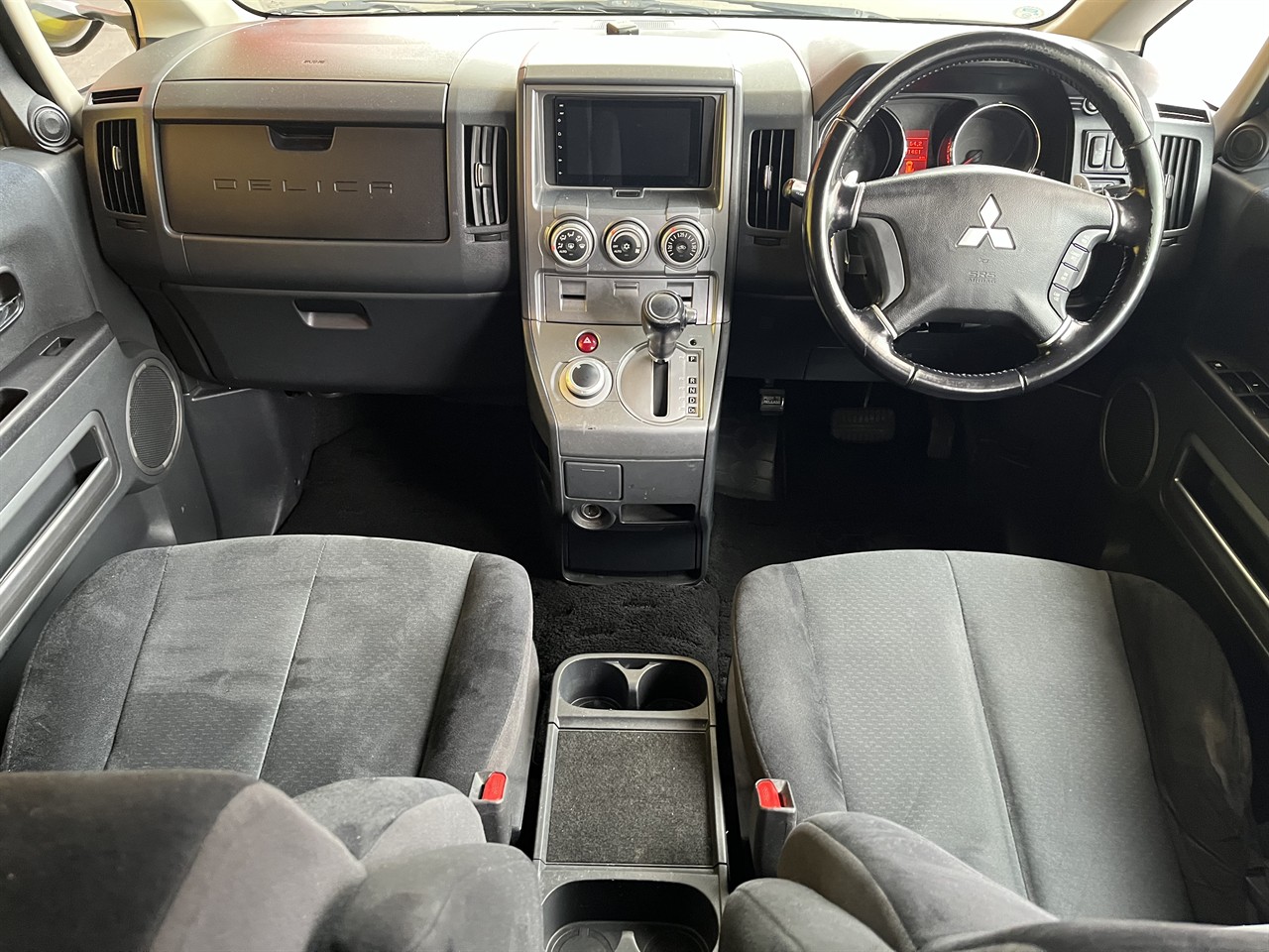 2007 Mitsubishi DELICA