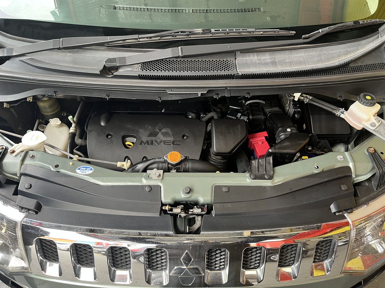 2007 Mitsubishi DELICA