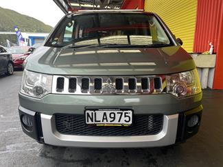 2007 Mitsubishi DELICA - Thumbnail