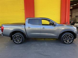 2018 Nissan Navara - Thumbnail