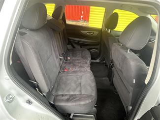 2015 Nissan X-Trail - Thumbnail