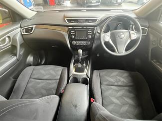 2015 Nissan X-Trail - Thumbnail