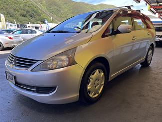 2006 Mitsubishi Chariot - Thumbnail