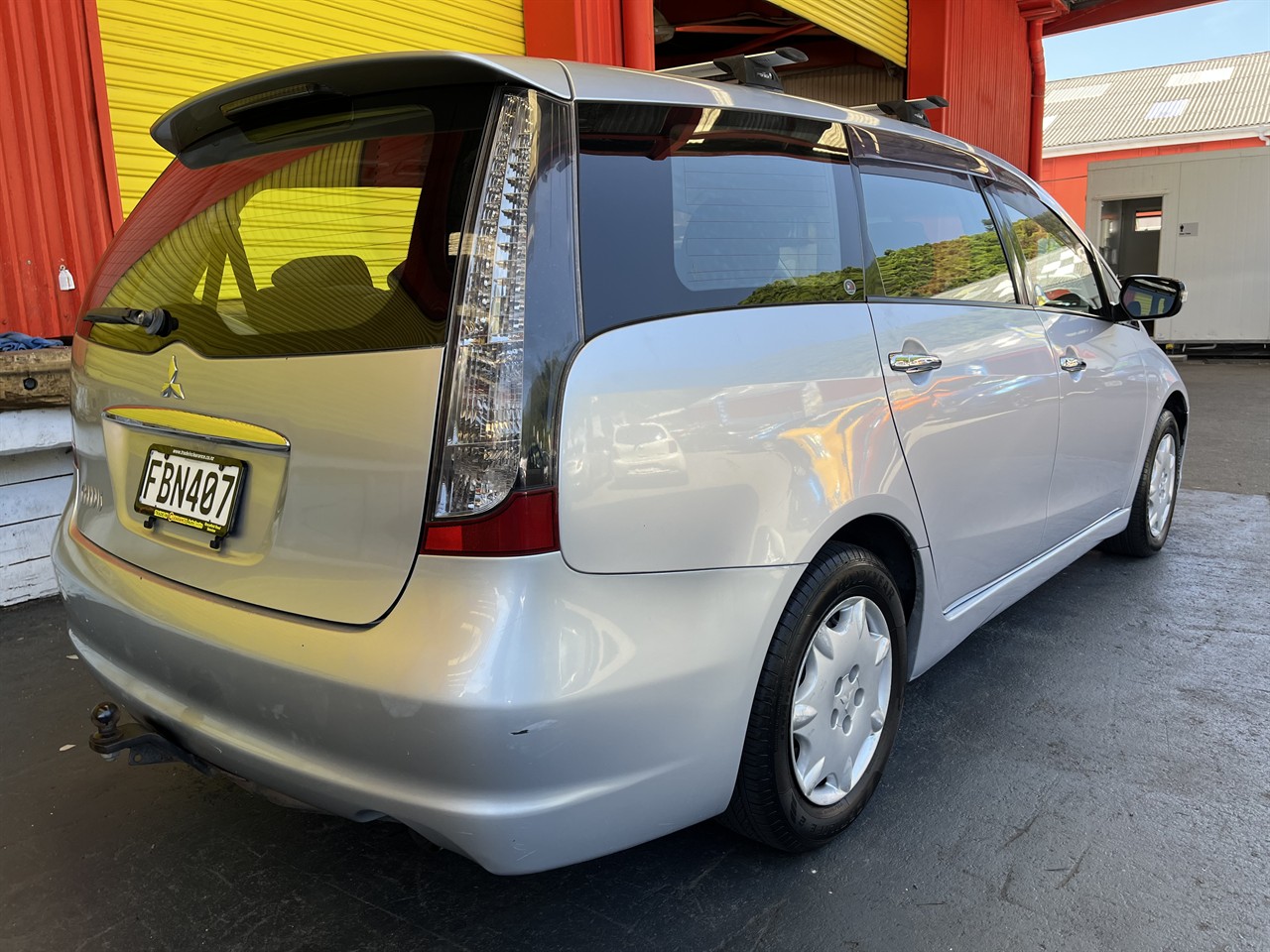 2006 Mitsubishi Chariot