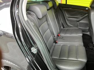 2007 Volkswagen Golf - Thumbnail