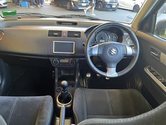 2008 Suzuki Swift - Thumbnail