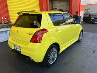 2008 Suzuki Swift - Thumbnail