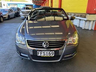 2010 Volkswagen Eos - Thumbnail
