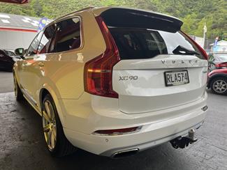 2017 Volvo XC90 - Thumbnail