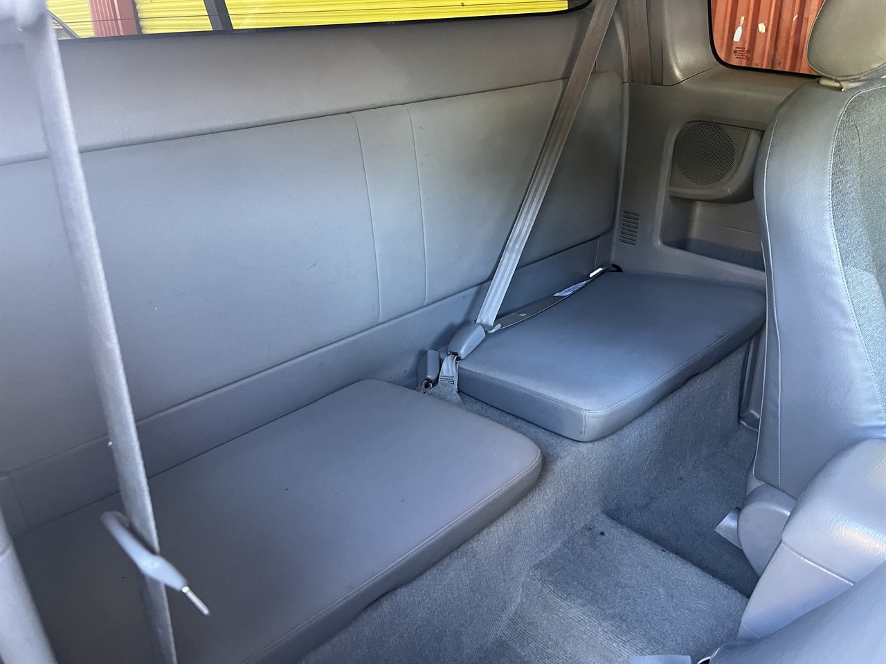 2005 Toyota Hilux