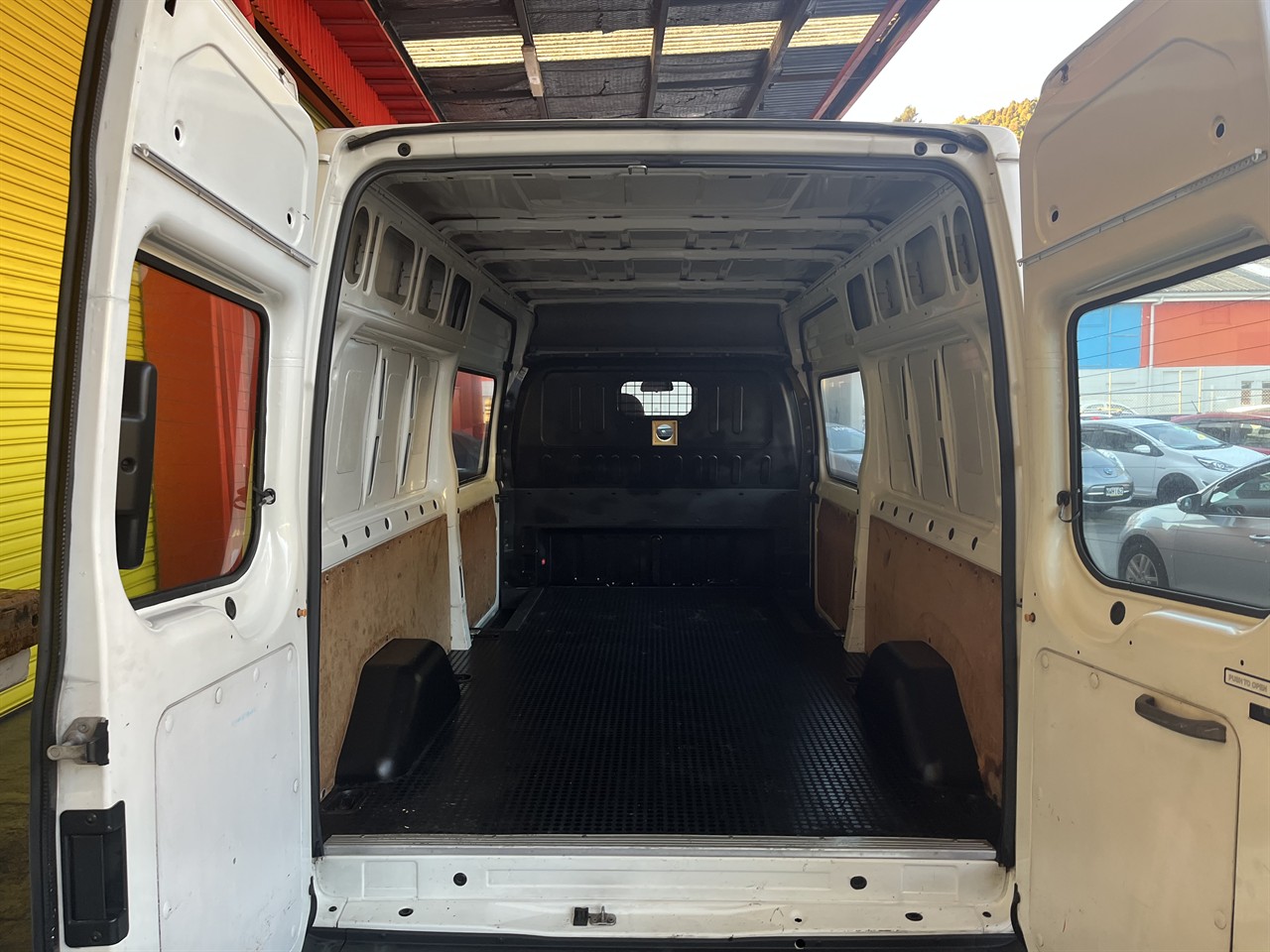 2001 Ford Transit