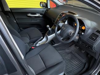 2011 Toyota Corolla - Thumbnail