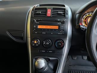 2011 Toyota Corolla - Thumbnail
