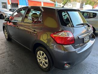 2011 Toyota Corolla - Thumbnail