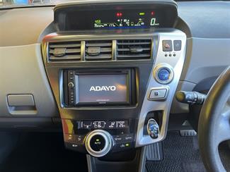 2012 Toyota Prius - Thumbnail