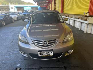 2004 Mazda Axela - Thumbnail