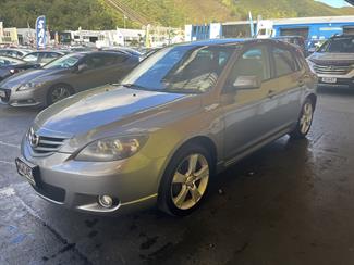 2004 Mazda Axela - Thumbnail