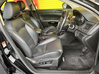 2010 Suzuki Kizashi - Thumbnail