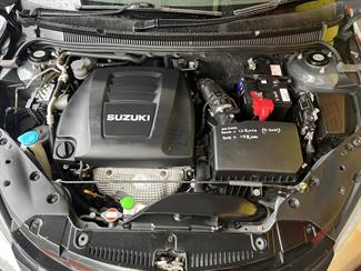 2010 Suzuki Kizashi - Thumbnail