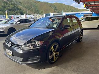 2016 Volkswagen Golf - Thumbnail