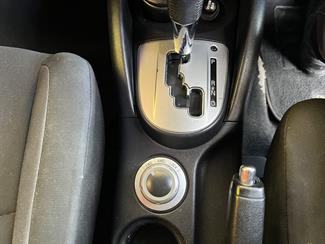 2010 Mitsubishi Outlander - Thumbnail
