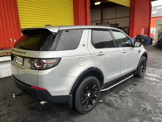 2016 Land Rover Discovery Sport - Thumbnail