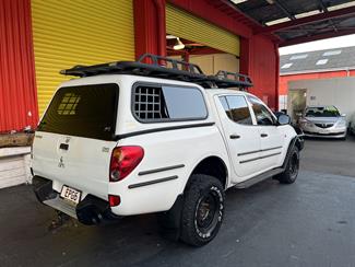2008 Mitsubishi Triton - Thumbnail