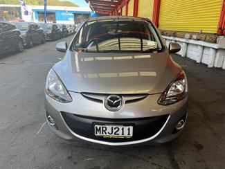 2012 Mazda Demio - Thumbnail