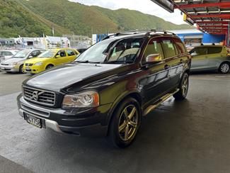 2011 Volvo XC90 - Thumbnail