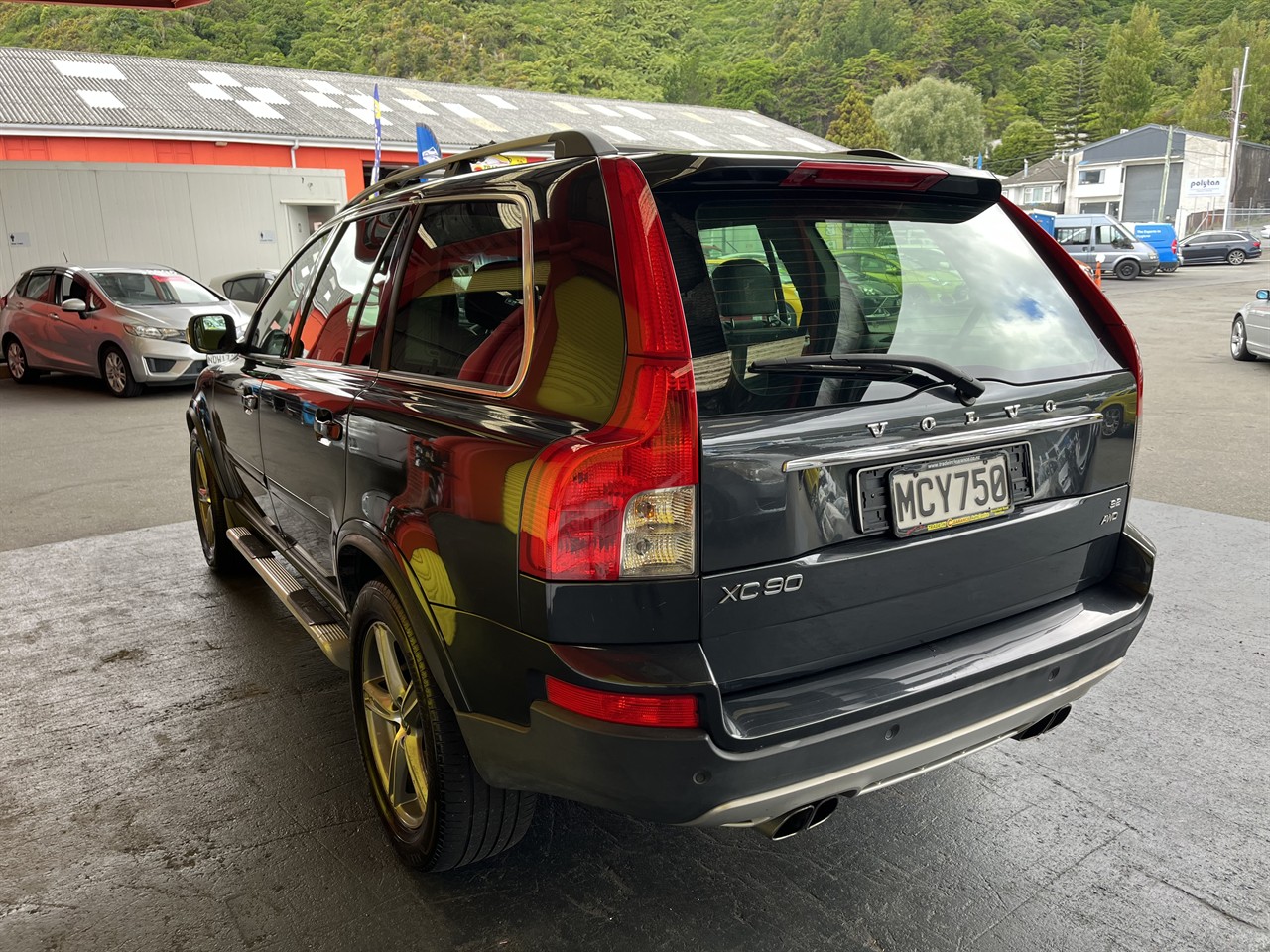 2011 Volvo XC90