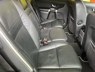 2011 Volvo XC90 - Thumbnail