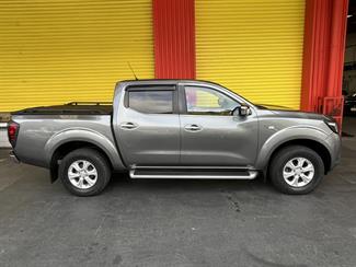 2016 Nissan Navara - Thumbnail