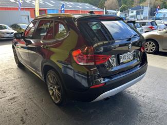 2010 BMW X1 - Thumbnail