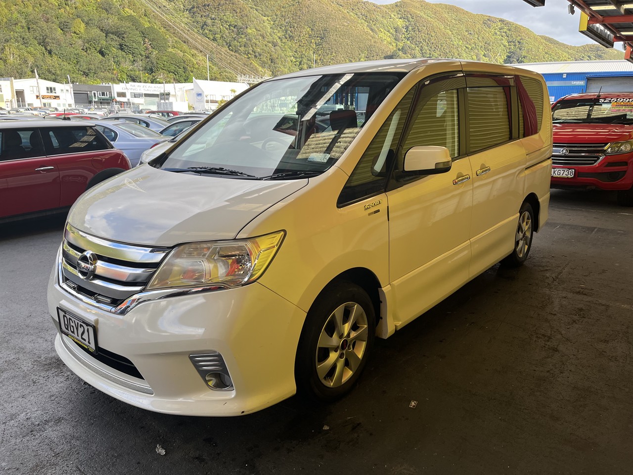 2012 Nissan Serena
