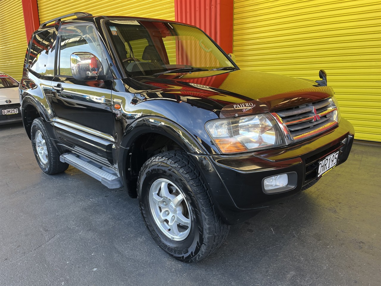 1999 Mitsubishi Pajero