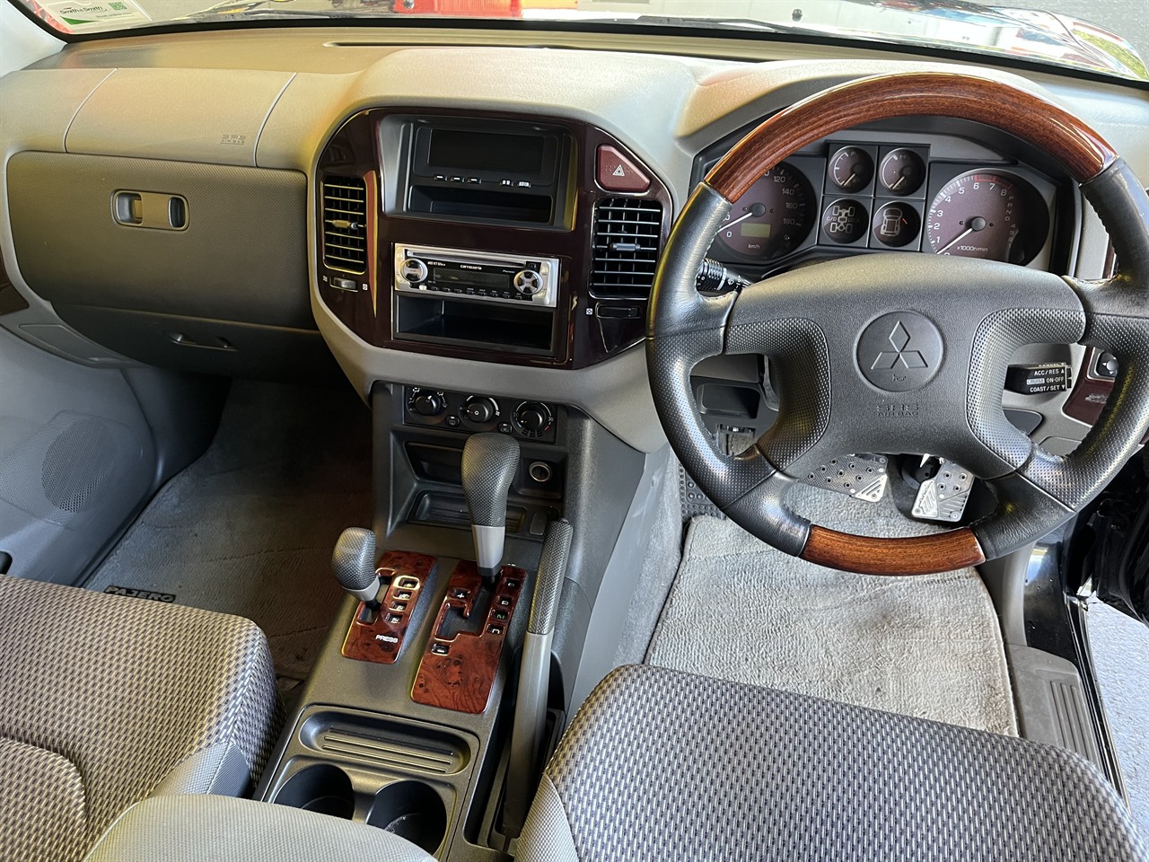 1999 Mitsubishi Pajero